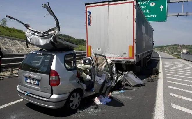 Grave incidente a Maribor: muoiono due triestini