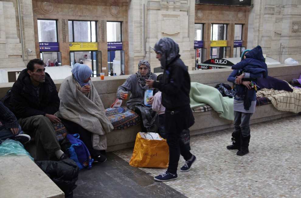 Stazione Centrale: è emergenza profughi a Milano