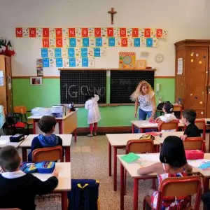 Scuola senza luce: la bolletta in rosso intestata al Comune
