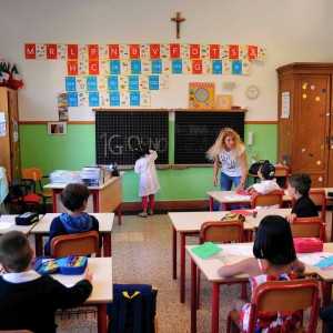 Scuola senza luce: la bolletta in rosso intestata al Comune