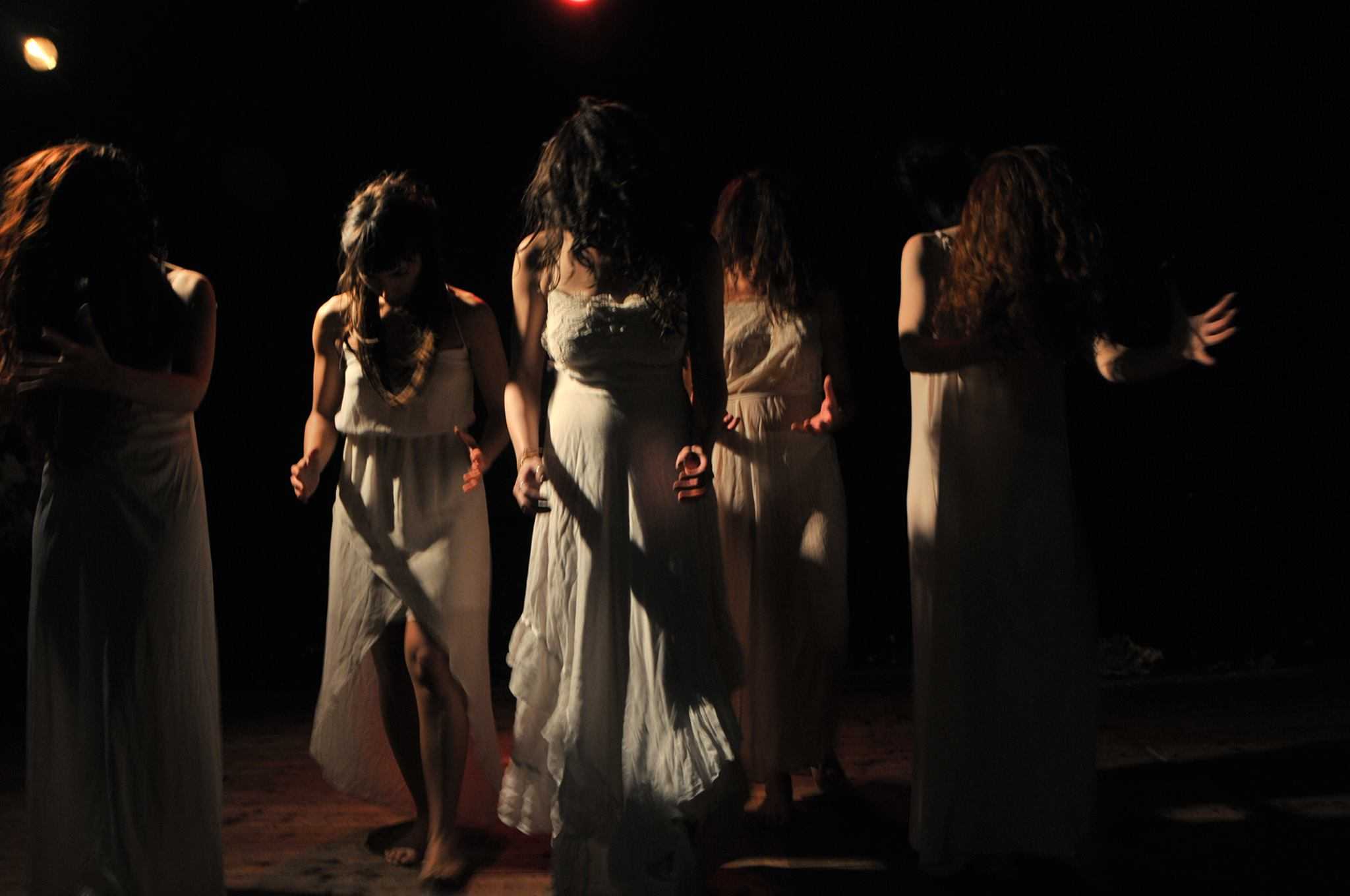 "Malia", una storia di streghe in scena al Teatro Nuovo di Napoli