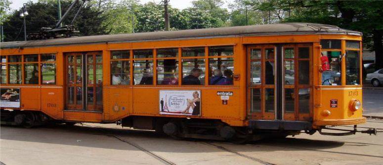 Milano, inciampa e viene travolto dal tram: 37enne in fin di vita