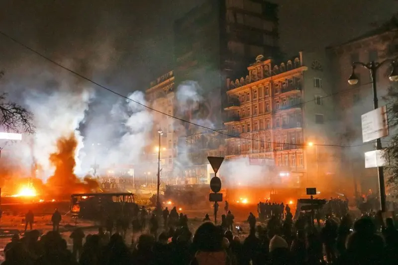 Ucraina, cinque morti a Sloviansk tra i militanti filorussi. Putin "ci saranno conseguenze"