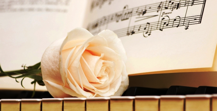 Amazone e la leggenda del pianoforte bianco