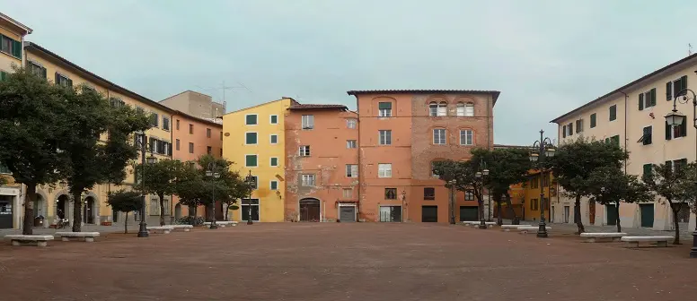 Continuano le indagini sull'aggressione del giovane bengalese: la polizia ascolta testimoni