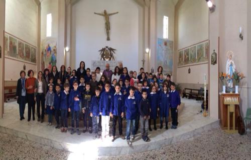 I bambini dell'U.Boccioni di Piano Casa al Precetto Pasquale