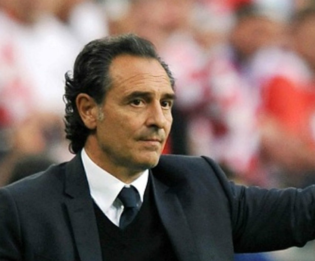 Nazionale, Prandelli avvisa: "Chi sbaglia resta a casa"