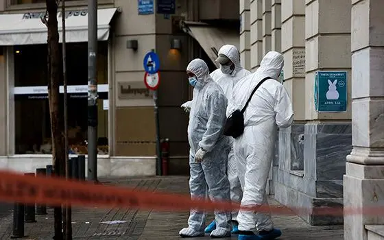 Atene: autobomba davanti alla Banca Centrale. Nessun ferito