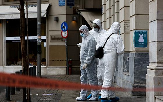 Atene: autobomba davanti alla Banca Centrale. Nessun ferito