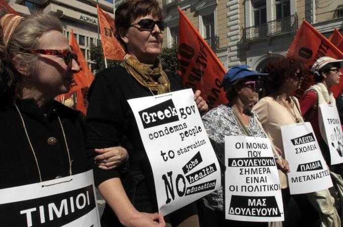 Grecia, sciopero dei sindacati in attesa della Merkel, in visita venerdì