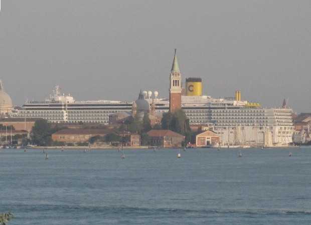 Venezia: nave da crociera urta banchina: dichiarazioni di Msc