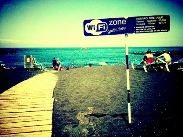 Internet gratis per i comuni abruzzesi: parte il progetto 305 wifi free