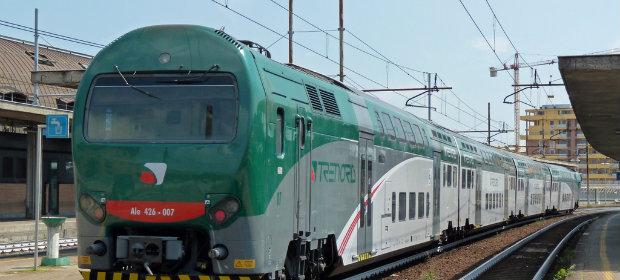 Trenord, M5s: mozione unanime per il rimborso dei ritardi