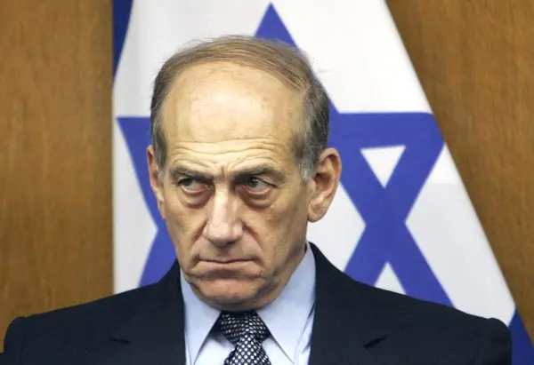 Israele, condannato per corruzione l'ex premier Ehud Olmert