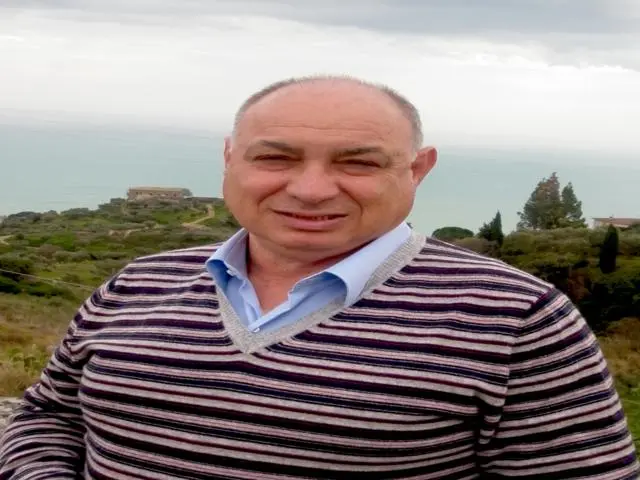 Il Movimento "Insieme per Cambiare" si è recato a Stalettì (Cz) per un confronto con il Sindaco