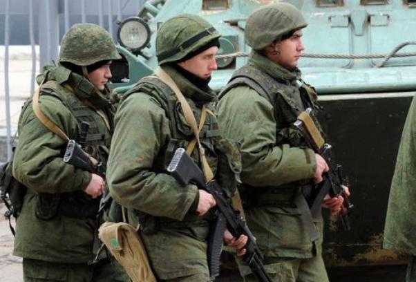 Crimea, 50 mila soldati russi sul confine con l'Ucraina. Obama: "Si ritirino"