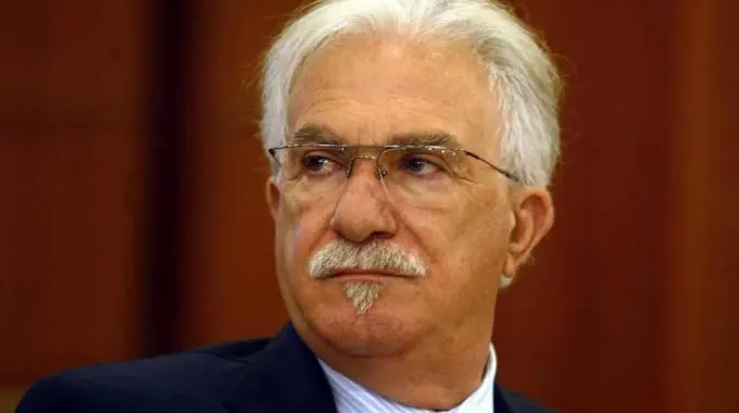 Scontro tra Visco e i sindacati. Bonanni: massime autorità non parlino a vanvera