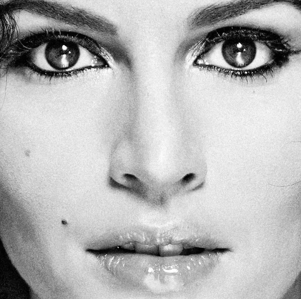 E' finita "L'Attesa", è uscito il nuovo disco di Giusy Ferreri