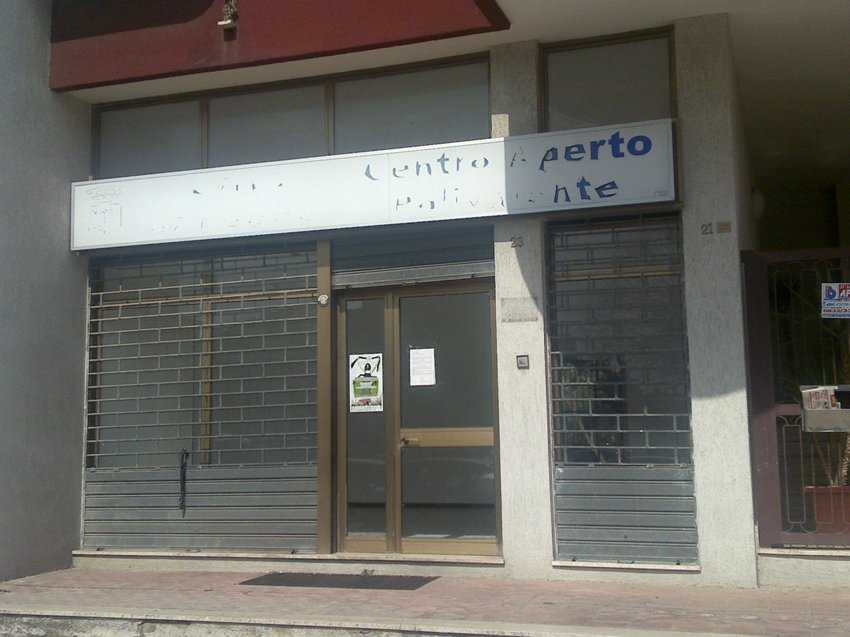 Anziani sfrattati, il Comune di Lecce fa chiudere il centro sociale  "Leuca"