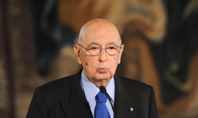 Napolitano: Parlamento si occupi del tema dell'eutanasia