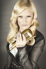 Alice Mondià giovedì 20 Marzo a Milano testimonial della campagna d'integrazione "Incontro"