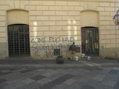 "Cara Catanzaro" dice basta agli atti vandalici nei confronti della città