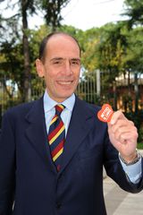 Giuseppe Profiti confermato alla guida dell'ospedale pediatrico della Santa Sede