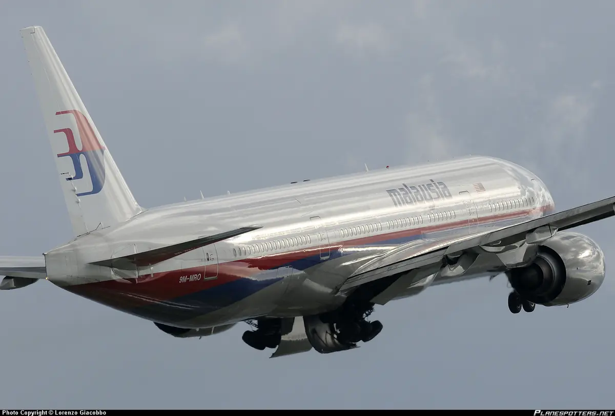 Aereo scomparso MH370 Malaysian Airlines: i cellulari di alcuni passeggeri squillavano a vuoto