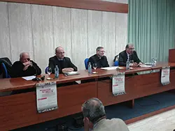 "Dialoghi con la Polis" La politica come via per la santità