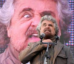 Grillo si reinventa leghista: «L'Italia è un'arlecchinata di lingue e popoli»