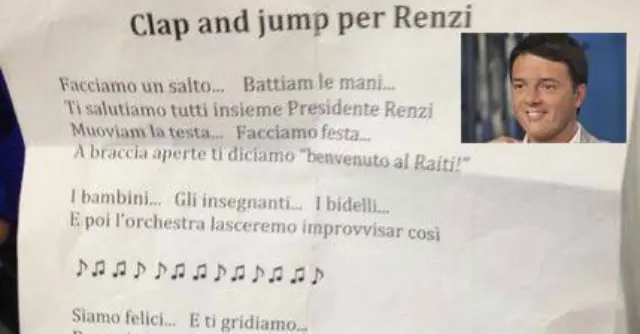 Beppe Grillo: Renzi nella scuola di Siracusa "come Duce con figli della Lupa"
