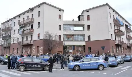 Madre e figlio accoltellati, confessa un amico della vittima. La donna aveva rifiutato le sue avance