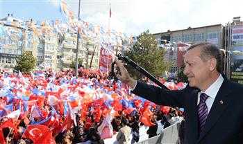 Turchia, Erdogan risponde alle intercettazioni e attacca il nemico Gulen
