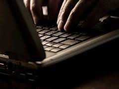 Condanna penale per chi utilizza un nickname fasullo per molestare in chat il vicino di casa