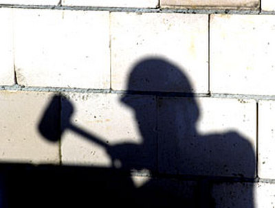 Lavoratori in nero: tante le irregolarità nelle aziende genovesi