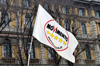 M5s: strappo sull'espulsione dei 'dissidenti'. Voto sul web