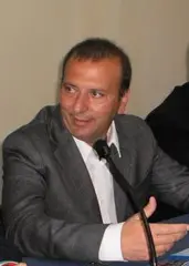 Castrovillari: Lo Polito per gli LSU della scuola porta ordine del Giorno in Consiglio