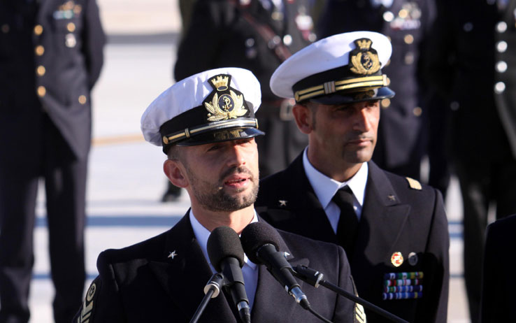 Marò, Renzi incontra le mogli. La destra indiana all'attacco: troppe concessioni all'Italia