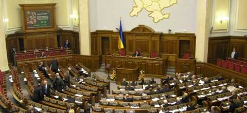 Ucraina, Parlamento: per Yanukovich processo a l'Aja