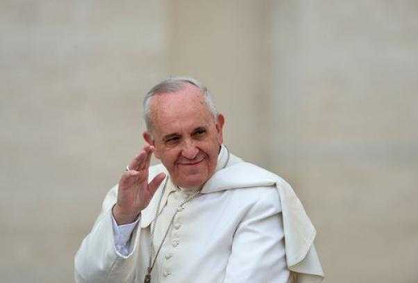 Il Papa: «La famiglia oggi è disprezzata, è maltrattata»