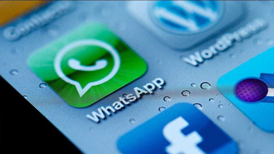 Whatsapp adesso è di Facebook. Il colosso l'ha comprata per 19 miliardi