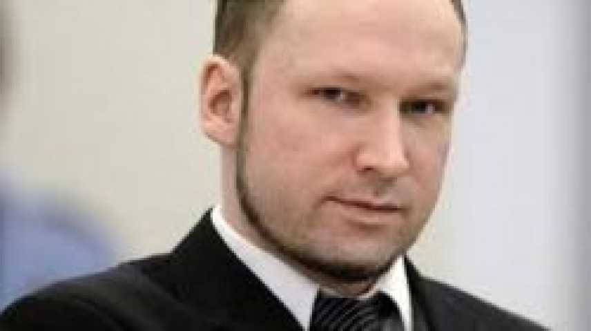 Breivik, il mostro di Utoya, sbuffa dal carcere: «Voglio la nuova play station»