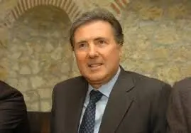 Aiello e Catanzaro da Vivere: "Grave ritardo accreditamenti Fondazione Campanella e Villa Sant'Anna"