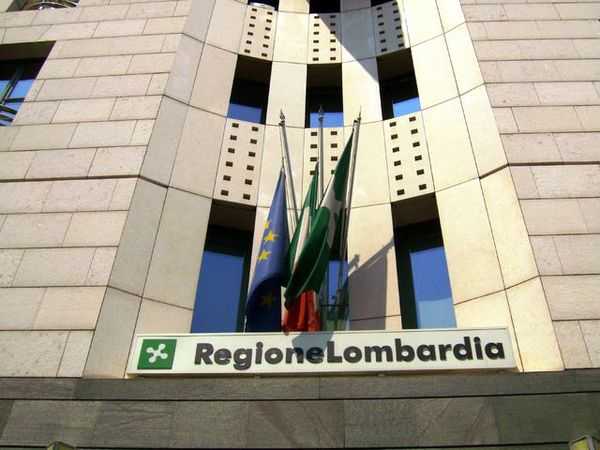 Lombardia, frontalieri: Regione approva mozione all'unanimità