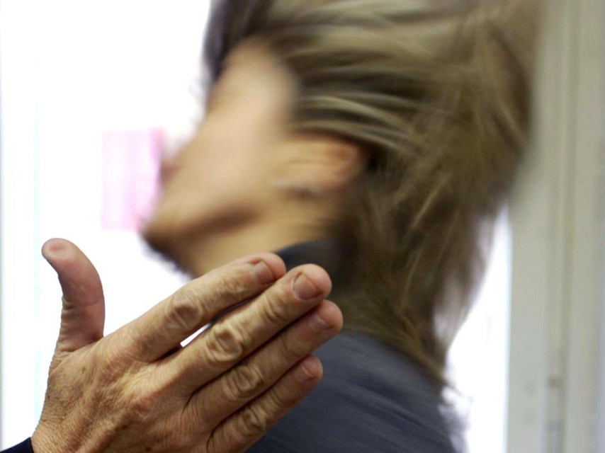 Picchia la compagna incinta, arrestato. La maltrattava da mesi