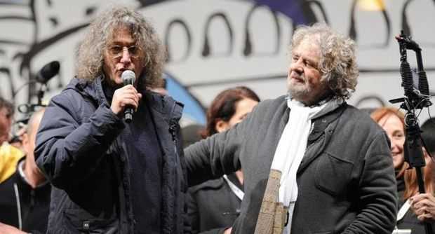 Grillo e Casaleggio contro Letta: "Vuole annullare l'opposizione democratica"
