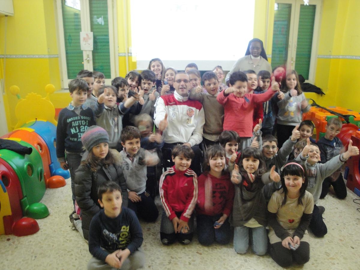 Giuseppe Maurizio incontra i bambini del catechismo di Guglionesi (CB)