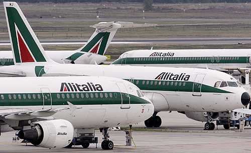 Alitalia, avviata la procedura per 1.900 esuberi