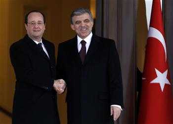 Turchia, visita di Hollande a supporto dell'adesione all'UE