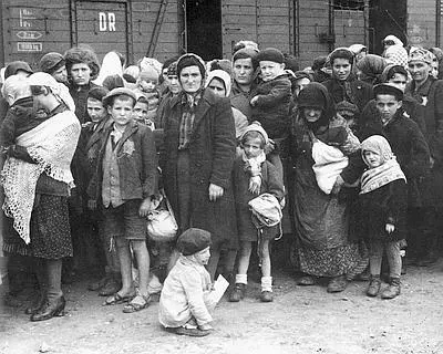 #GiornoDellaMemoria: anche Genova non dimentica il crimine della Shoah
